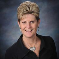 凯西·甘德森 headshot