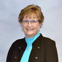 温迪Stahr headshot